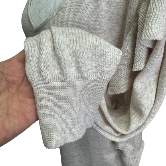 John + Jenn Beige Solid Pullover All Day Wear Sweater Size M - Picture 6 of 12